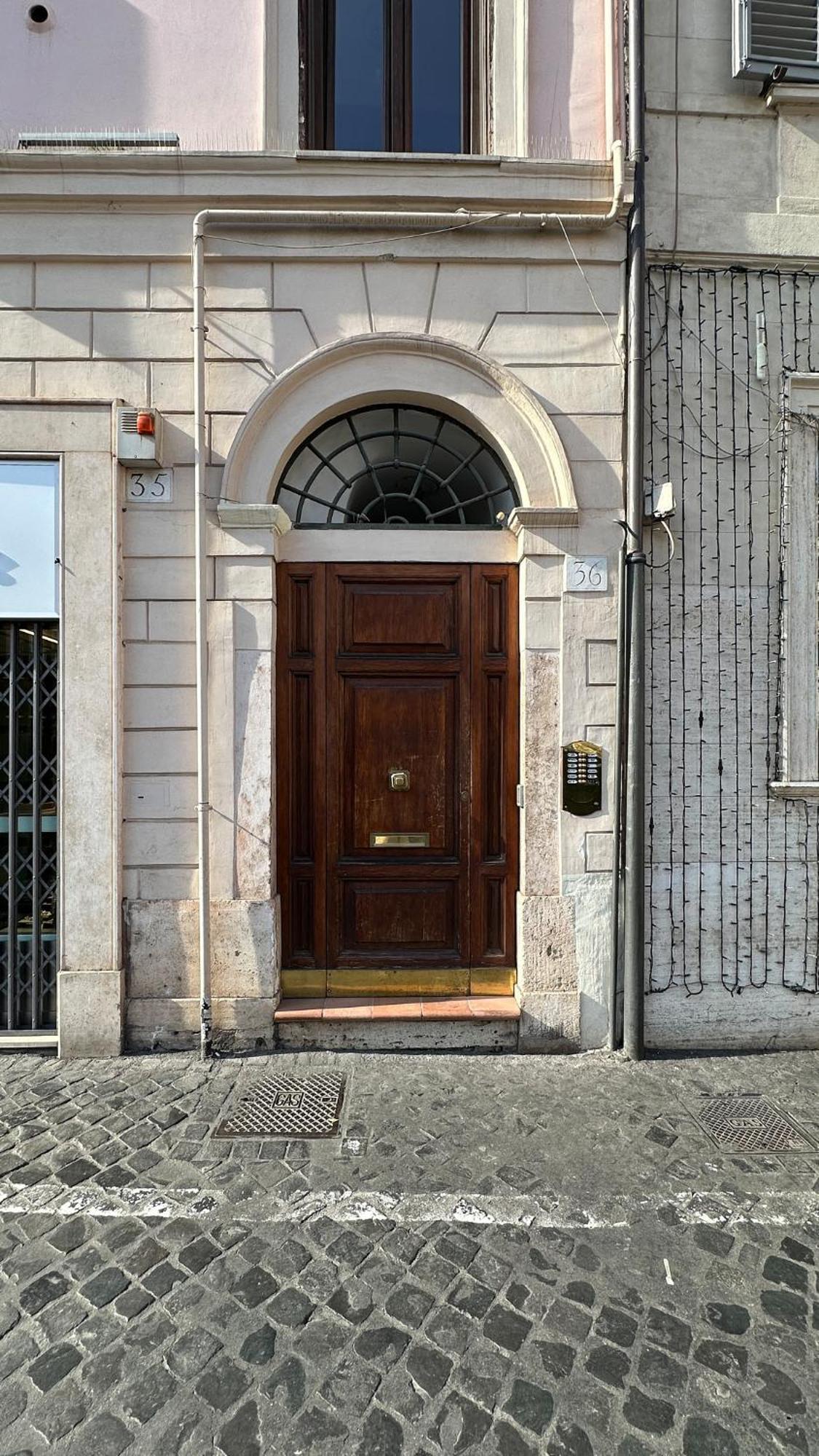 Cozy Studio Parlamento Rome Exterior photo