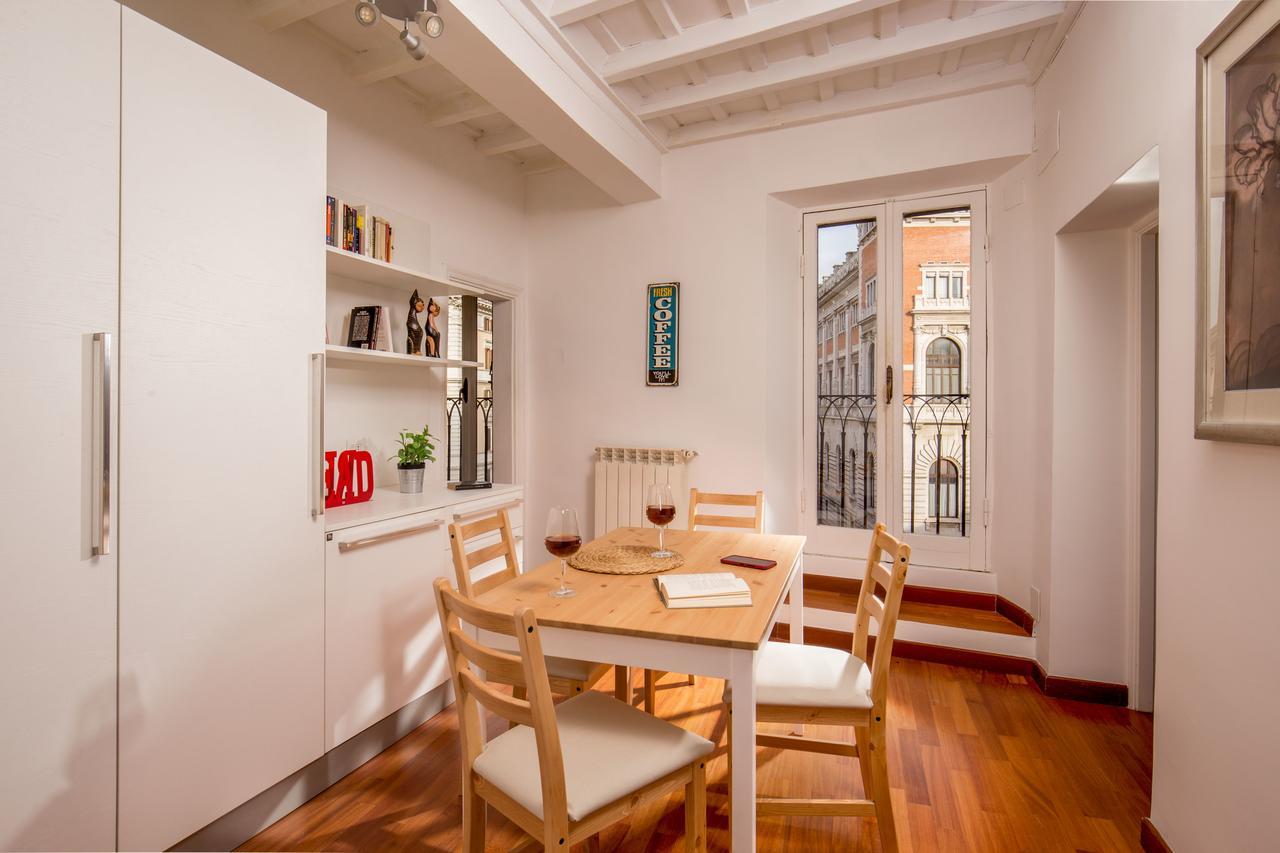 Cozy Studio Parlamento Rome Exterior photo