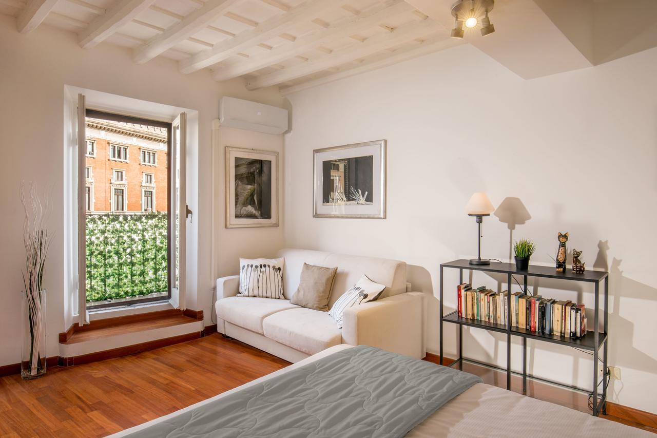 Cozy Studio Parlamento Rome Exterior photo